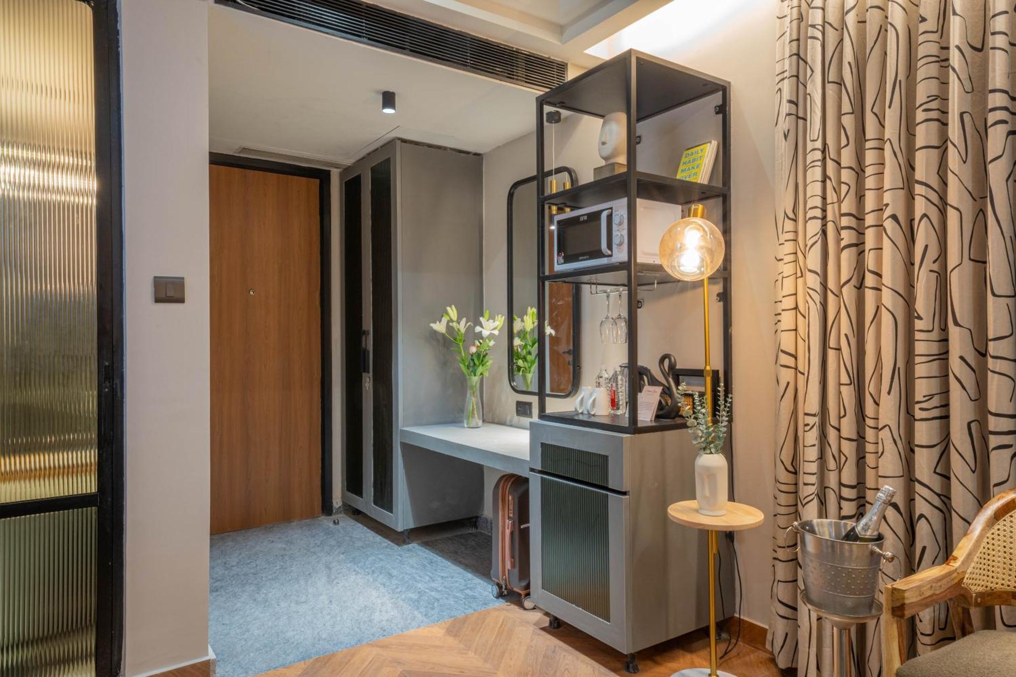 Boutique Hotel By One Tree Gurgáon Kültér fotó